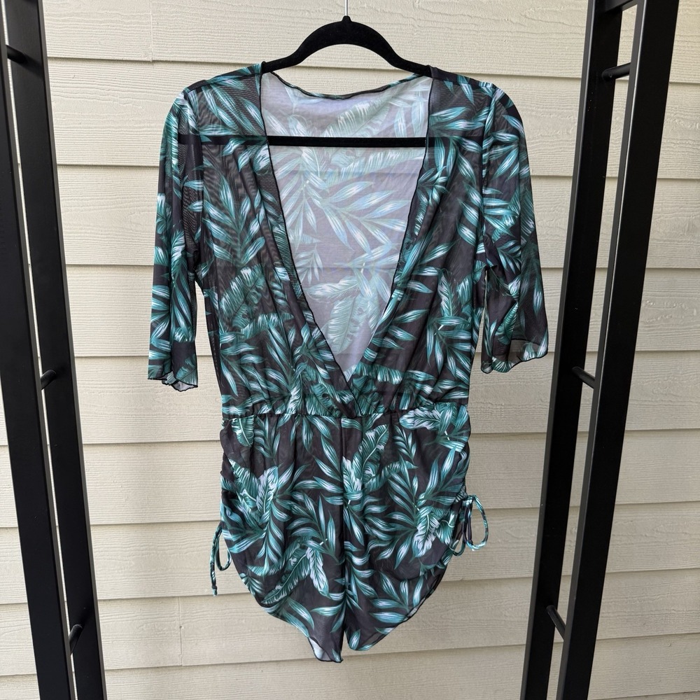 Tropical Green Leaf Print Swim‎ Coverup Shorts Jumper No Tags, See Measurements